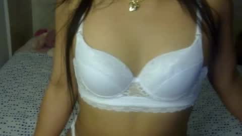 maferchavez88 online show from March 4, 11:46 pm