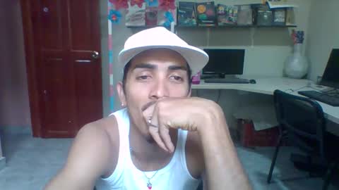 magallanes2134 online show from February 12, 9:29 pm