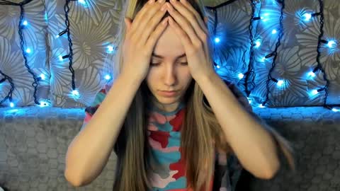 Maggie online show from January 29, 1:58 am