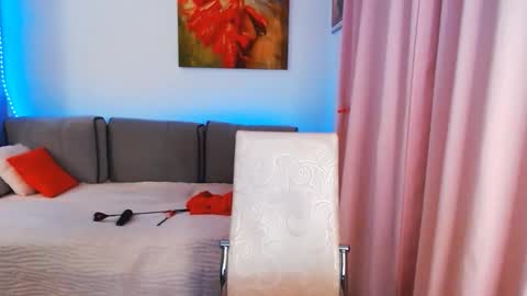 Margo online show from January 13, 11:45 pm