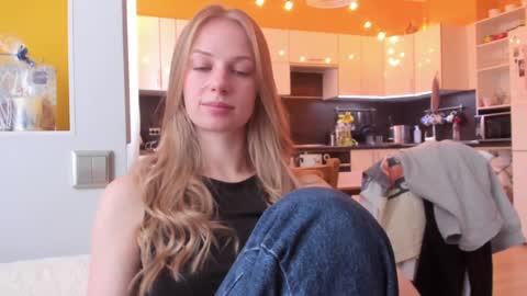 Alice  online show from January 12, 9:16 am