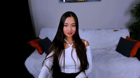 magic_phoenix online show from January 5, 4:38 pm