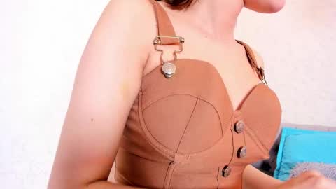 M Rss  online show from November 13, 9:28 pm