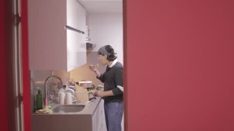 Tony Hoffa online show from November 5, 1:18 am