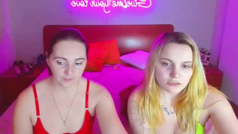 Lili and Bella online show from February 21, 11:22 am