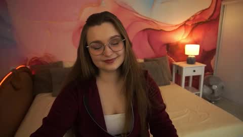 Snapshot of magicpeachhs chatting on October 8, 12:55 pm Emily online show from October 8, 12:55 pm