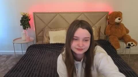 Emily online show from March 26, 7:46 am