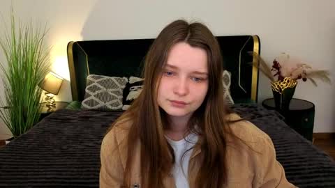 Emily online show from May 11, 5:58 am