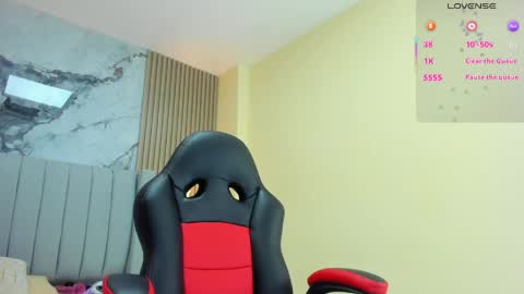 magievans1 online show from March 30, 12:16 pm