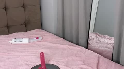 Snapshot of magnificent_angel chatting on February 20, 10:26 pm Sasha online show from February 20, 10:26 pm
