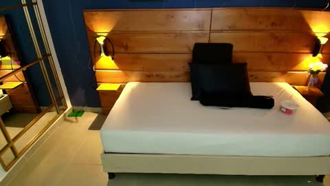 Dani online show from October 16, 11:43 am