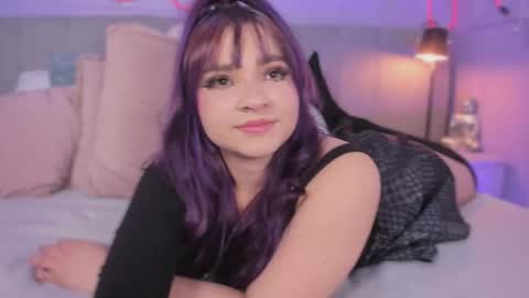 Mai online show from October 23, 9:15 pm