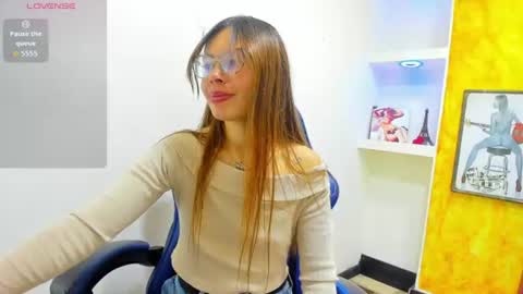 Maia  online show from July 16, 9:07 pm