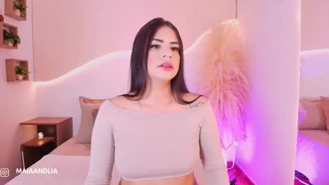 MAIA  LIA  online show from September 15, 6:09 pm