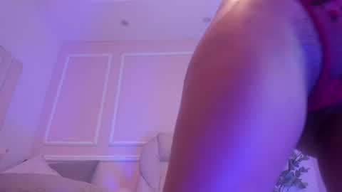 Maia online show from April 8, 4:48 am