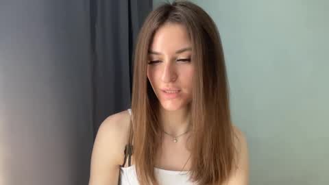 M I A online show from May 7, 8:21 am