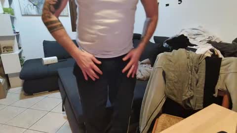 maialinofriuli online show from January 10, 2:50 am