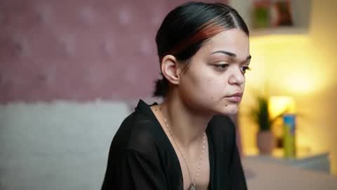  Maia  online show from February 16, 9:46 pm