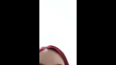 Snapshot of maiarosse_ chatting on February 25, 3:52 am MaiaRosse  online show from February 25, 3:52 am