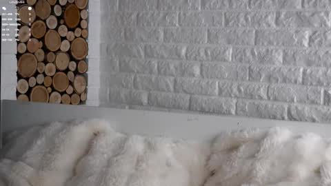 Lucy online show from October 7, 2:29 am