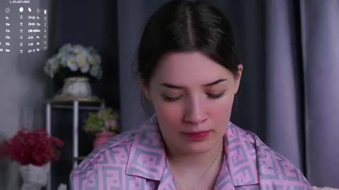 Lucy online show from August 5, 3:47 am