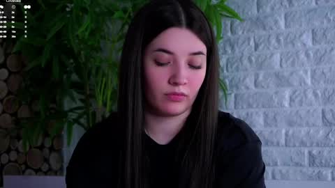 Lucy online show from May 2, 2:28 am