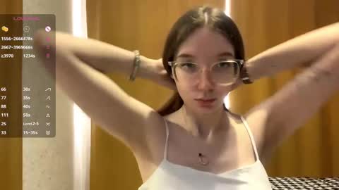 Elina online show from September 23, 9:03 am