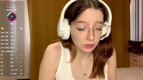 Elina online show from October 15, 9:32 am