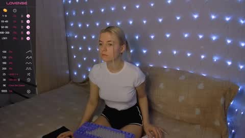 Your kitty online show from January 25, 3:30 am