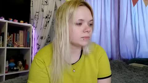 Karen online show from February 25, 3:04 pm