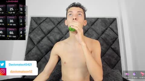 Maison Davis online show from January 29, 9:50 pm