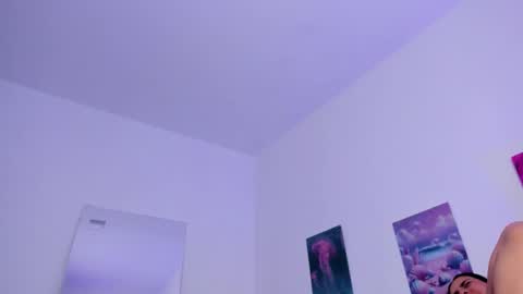 mai  online show from March 20, 7:30 pm