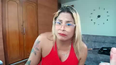 Majo Soussa online show from October 18, 6:34 pm