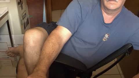 majormike34 online show from April 12, 7:29 pm