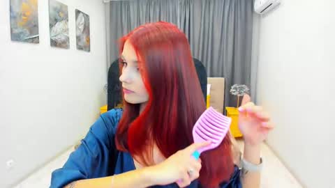 Chloe online show from February 24, 9:43 am