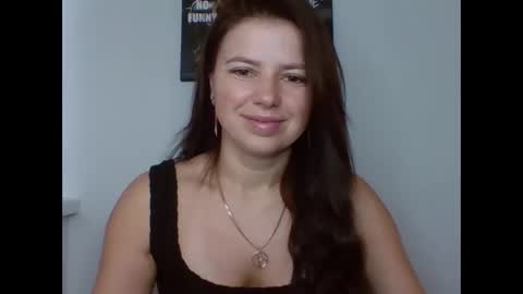 Snapshot of make_mesmile chatting on October 19, 6:51 am make_mesmile online show from October 19, 6:51 am