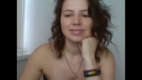 make_mesmile online show from March 30, 8:47 am