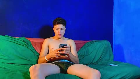 makell_bundchen online show from May 6, 11:38 am
