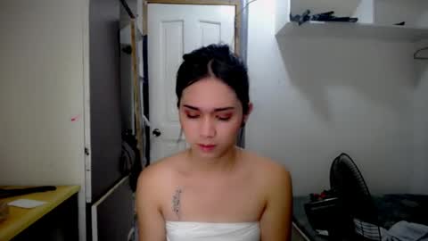 makememoan4uxoxo online show from July 25, 2:26 pm