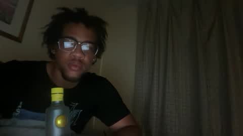 makemenutinmywifewhilewefuck online show from April 23, 6:32 am