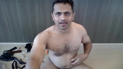 Rakesh Slave online show from June 1, 10:55 pm