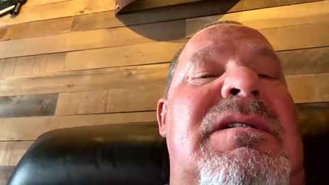 makeyousquirt1969 online show from October 27, 7:47 pm