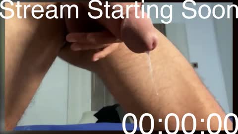 Mack  Makingmoans Twitter online show from October 15, 12:14 am