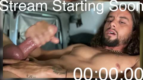 Mack  Makingmoans Twitter online show from November 20, 4:15 pm