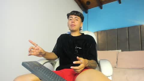 Malakay online show from April 10, 8:24 pm