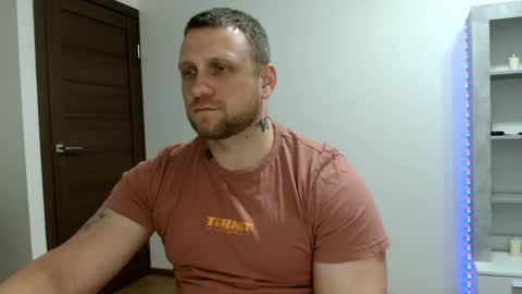 malchyshka online show from May 19, 7:54 pm