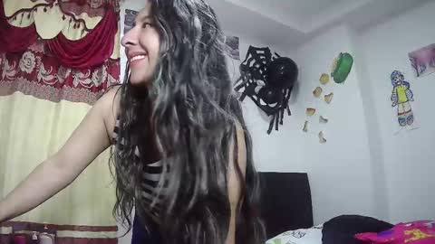 Snapshot of malishka_fox chatting on October 15, 3:21 am Malishka  online show from October 15, 3:21 am
