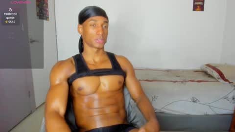 Snapshot of malkongarcia chatting on October 3, 11:13 pm malkongarcia online show from October 3, 11:13 pm