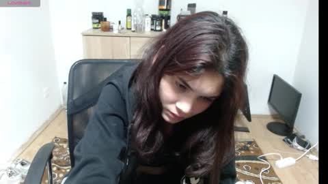 mallorymyers online show from November 25, 9:24 pm