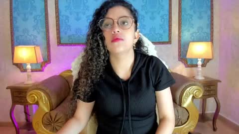 maloryjones online show from May 29, 12:14 pm